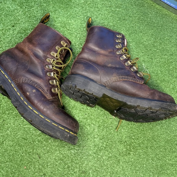 Dr. Martens 1460 Pascal Boots Men's 8, Brown Leather Combat Lace-Up AirWair - Picture 7 of 11